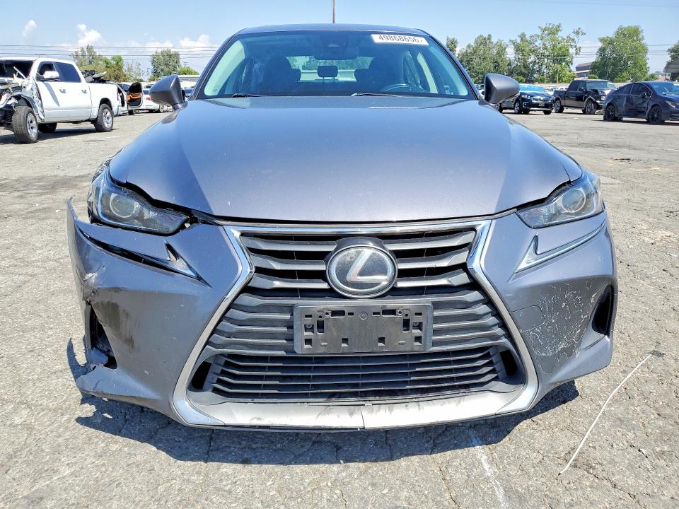 49868656 :رقم المزاد ، JTHBA1D26H5052821 vin ، 2017 Lexus Is مزاد بيع