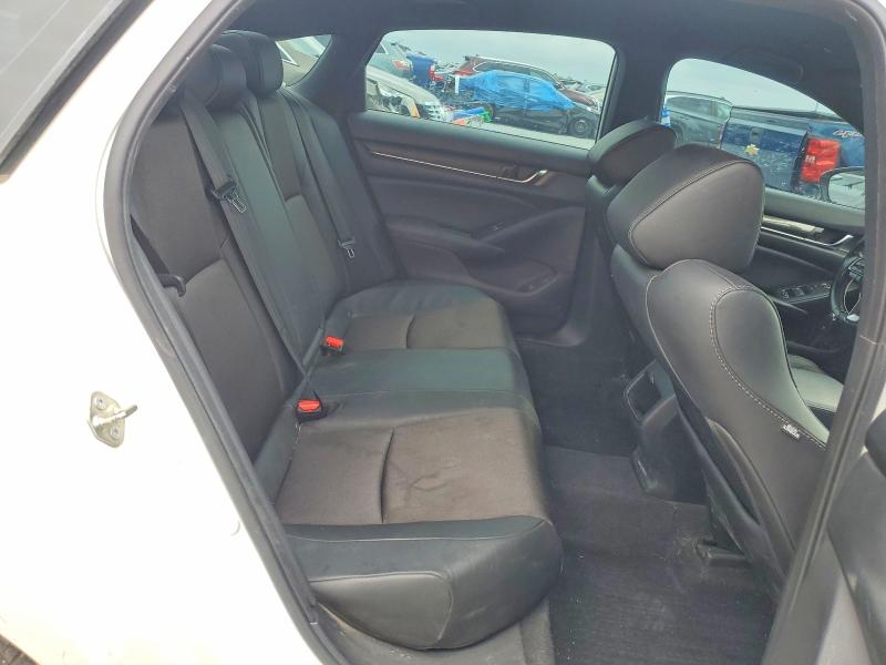50975886 :رقم المزاد ، 1HGCV1F37LA011891 vin ، 2020 Honda Accord مزاد بيع