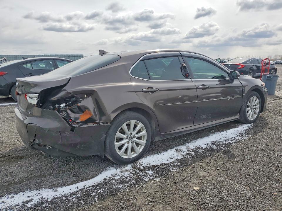 Продаж на аукціоні авто 2018 Toyota Camry, vin: 4T1B11HK8JU050474, номер лоту: 79414355