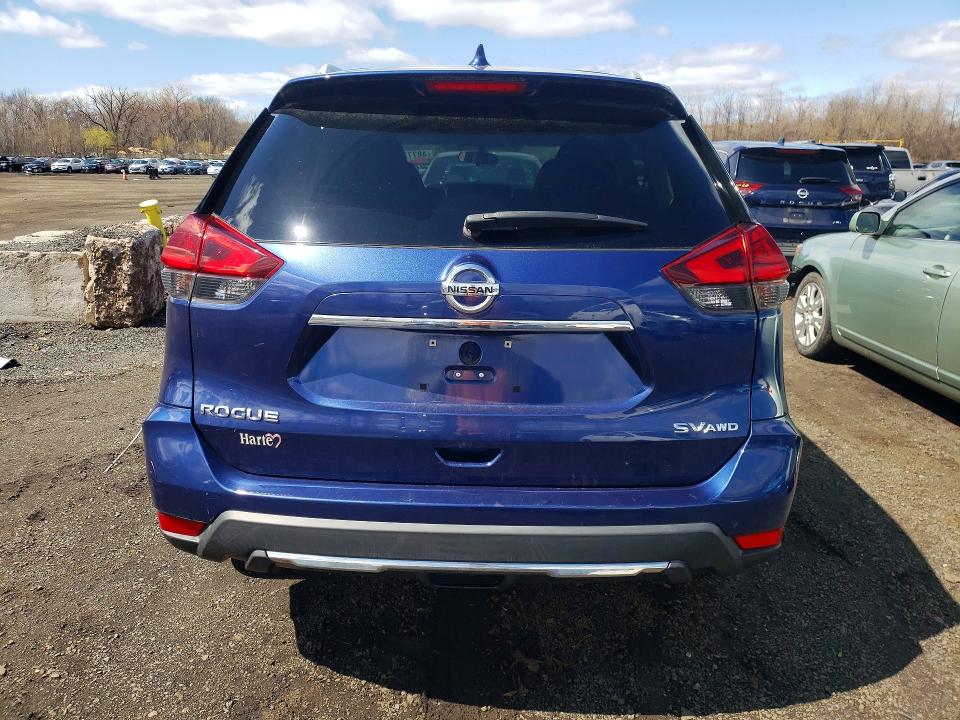 2017 Nissan Rogue მანქანა იყიდება აუქციონზე, vin: 5N1AT2MV4HC897472, აუქციონის ნომერი: 48773906