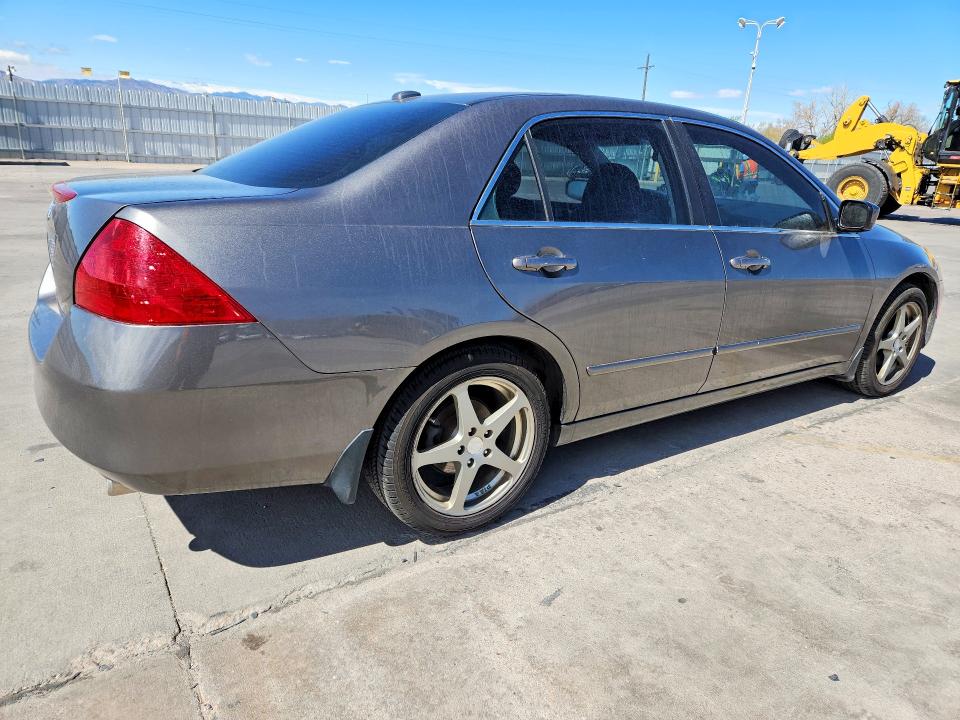 2006 Honda Accord მანქანა იყიდება აუქციონზე, vin: 1HGCM66826A063607, აუქციონის ნომერი: 48853936