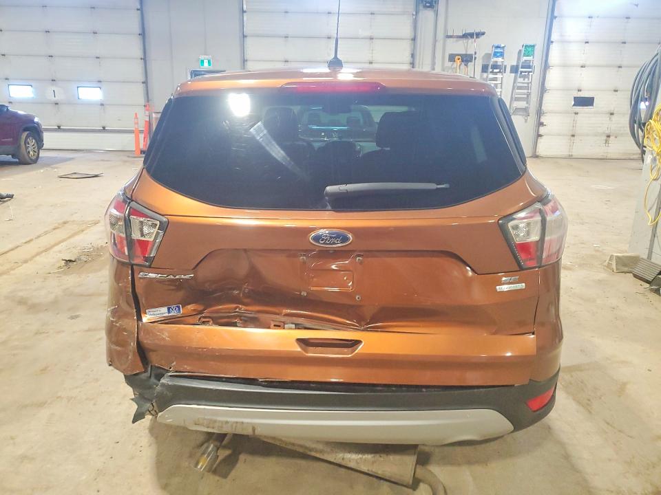 50591596 :رقم المزاد ، 1FMCU0G92HUB16743 vin ، 2017 Ford Truck/van Escape Se 4dr 2wd مزاد بيع