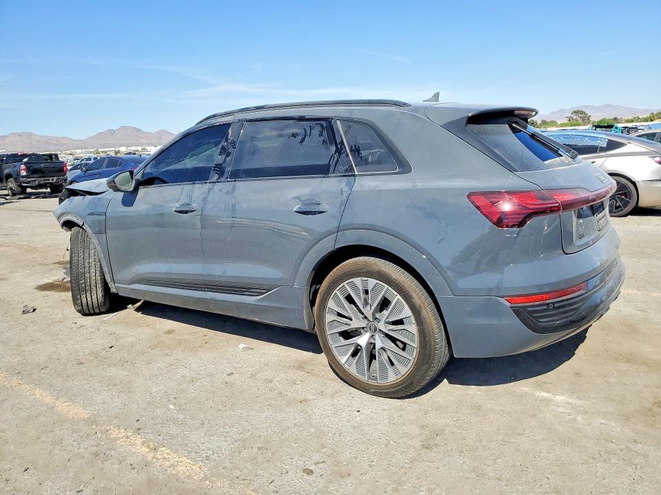 Продаж на аукціоні авто 2024 Audi Q8 E-tron, vin: WA15AAGE6RB034840, номер лоту: 48673416