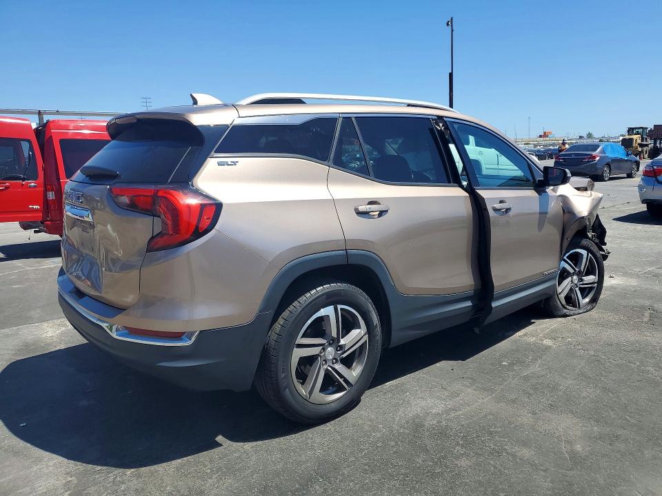 51031516 :رقم المزاد ، 3GKALPEV0JL323465 vin ، 2018 Gmc Terrain مزاد بيع