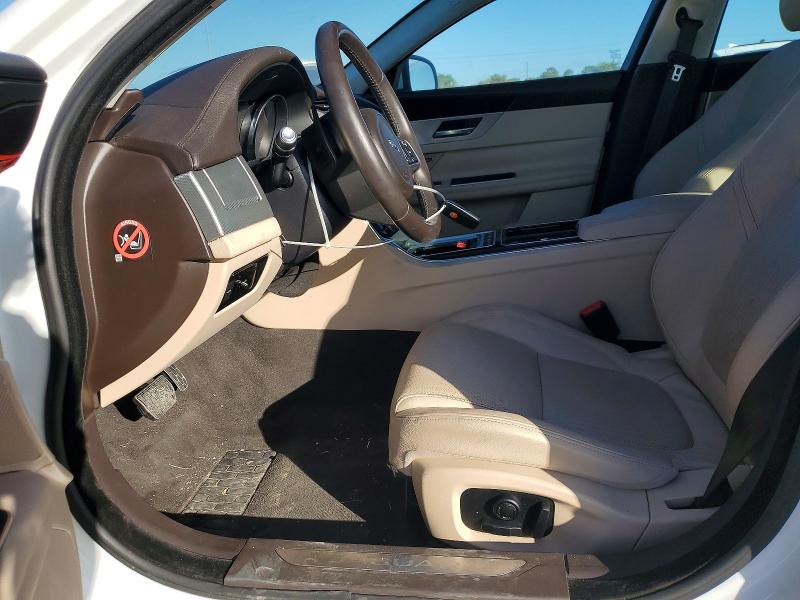 Продаж на аукціоні авто 2016 Jaguar Xf, vin: SAJBE4BV5GCY03777, номер лоту: 49201766