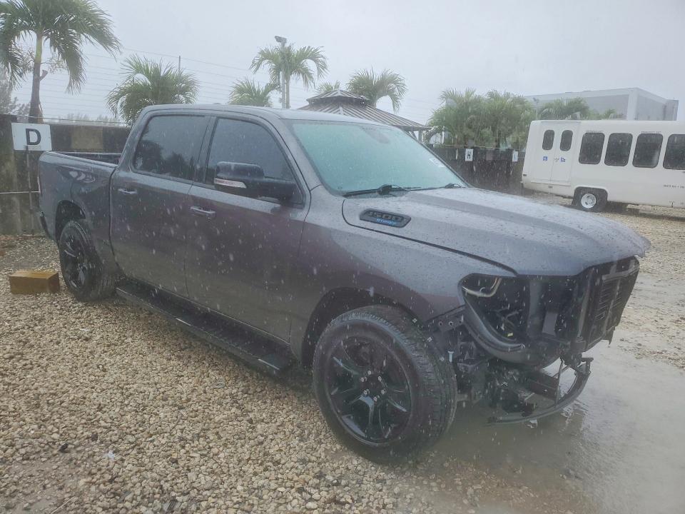48477136 :رقم المزاد ، 1C6RREFT9MN690326 vin ، 2021 Ram 1500 مزاد بيع
