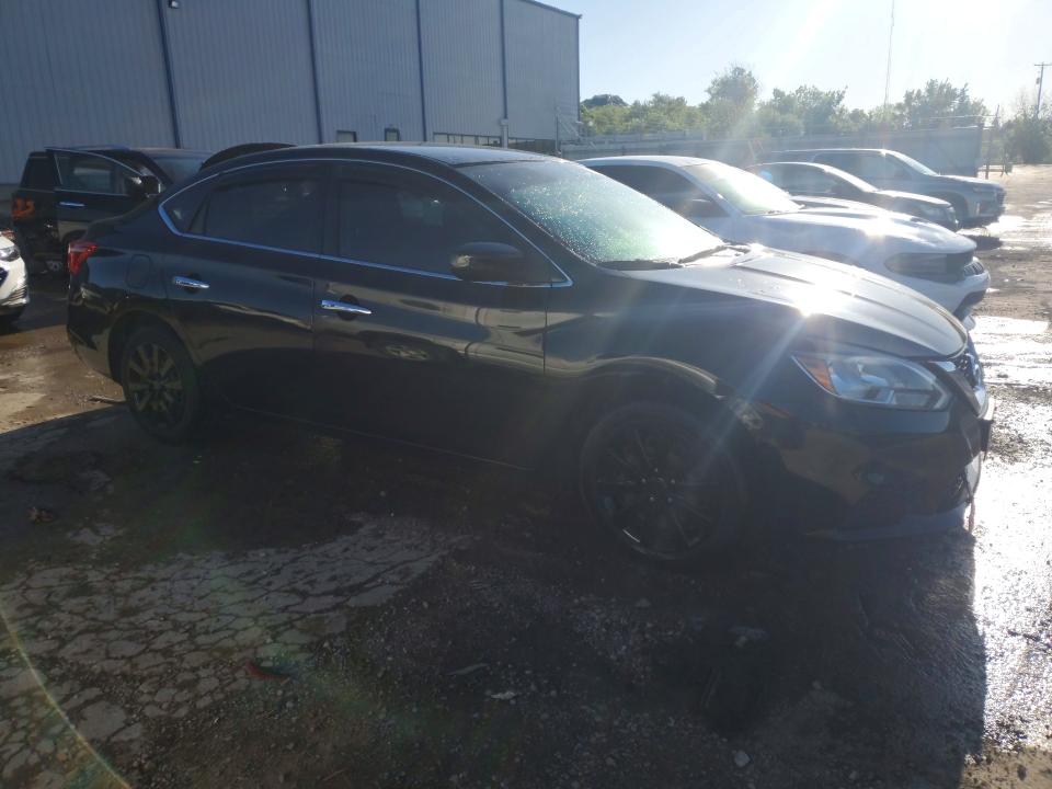 Продаж на аукціоні авто 2017 Nissan Sentra, vin: 3N1AB7APXHY312320, номер лоту: 51793516