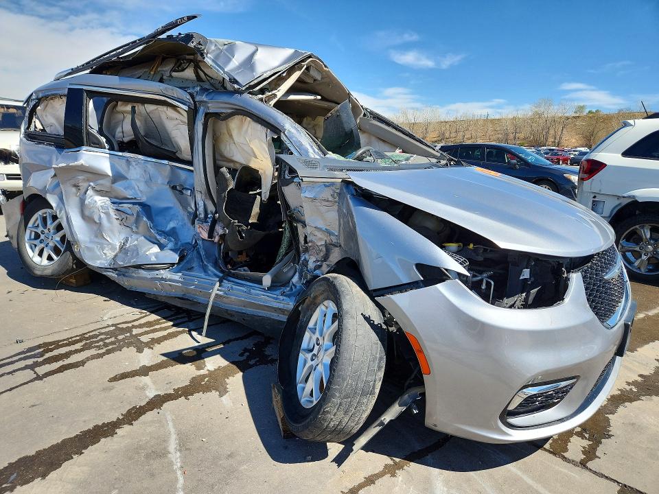 2021 Chrysler Pacifica მანქანა იყიდება აუქციონზე, vin: 2C4RC1BG5MR532984, აუქციონის ნომერი: 48839946