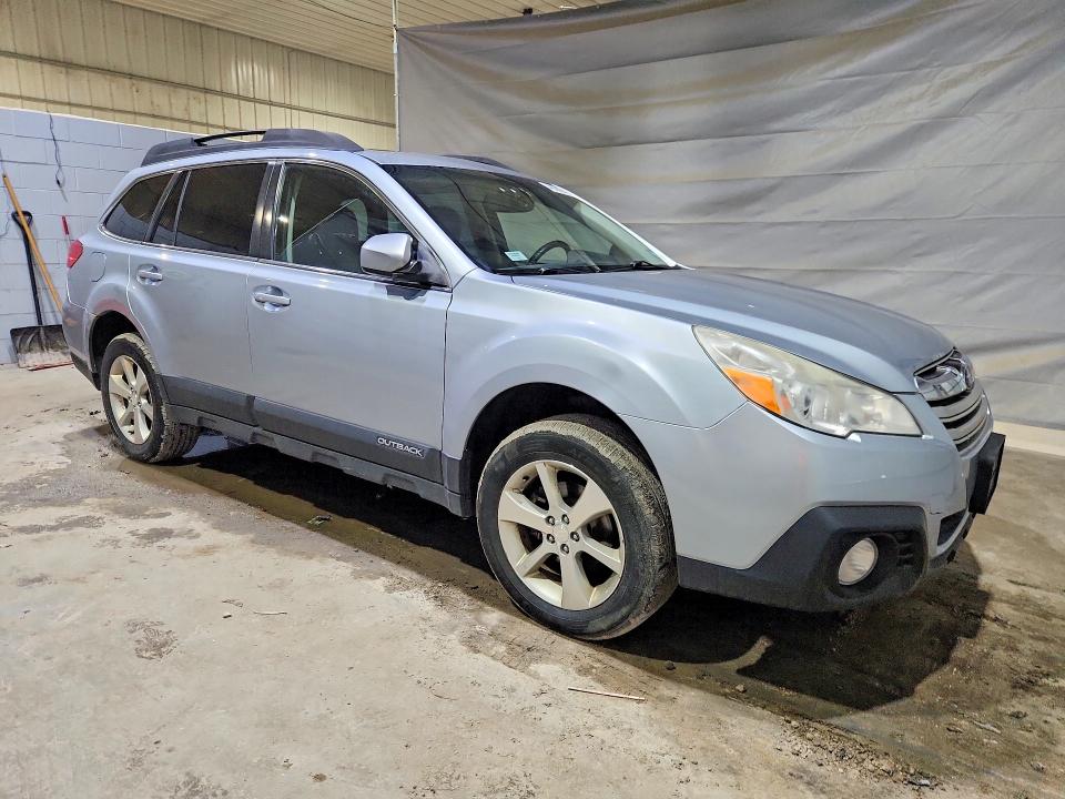2013 Subaru Outback მანქანა იყიდება აუქციონზე, vin: 4S4BRBKC3D3255517, აუქციონის ნომერი: 48582496