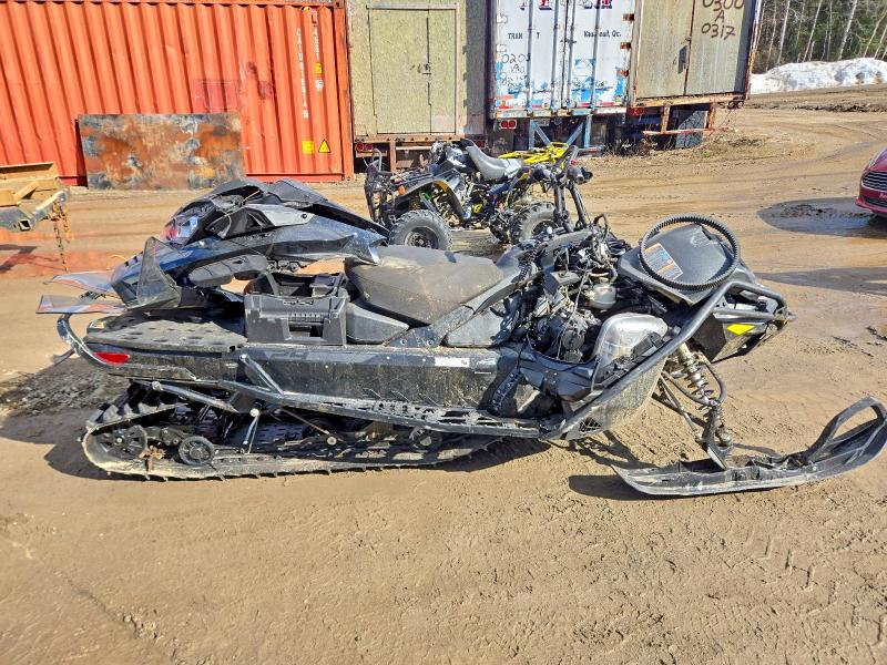 51105756 :رقم المزاد ، 2BPSASNA6NV000298 vin ، 2022 Ski-doo Expedition Swt 900 مزاد بيع