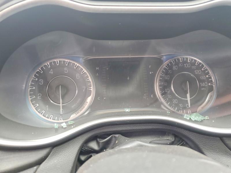 2015 Chrysler 200 მანქანა იყიდება აუქციონზე, vin: 1C3CCCAB1FN707470, აუქციონის ნომერი: 50297346