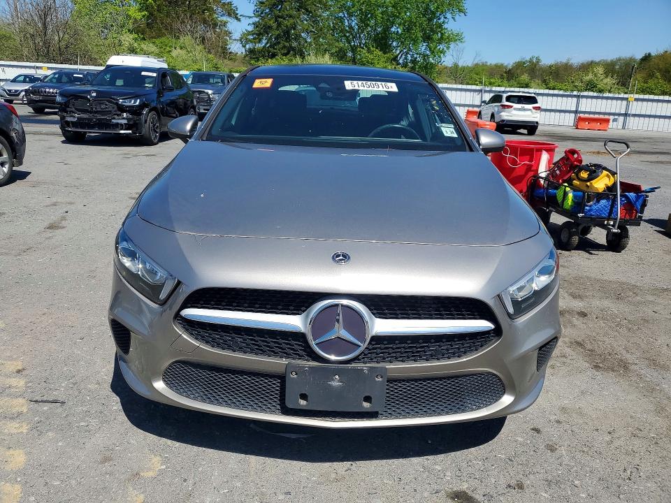 Продажа на аукционе авто 2019 Mercedes-benz A, vin: WDD3G4FB0KW007013, номер лота: 51450916