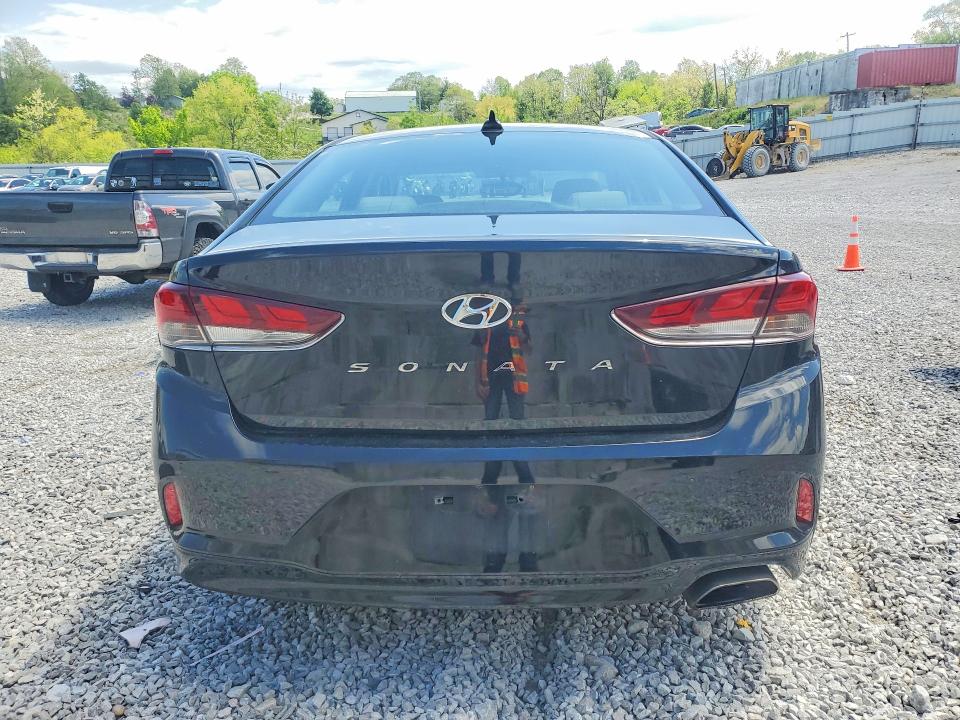 50716176 :رقم المزاد ، 5NPE34AFXJH625369 vin ، 2018 Hyundai Sonata مزاد بيع