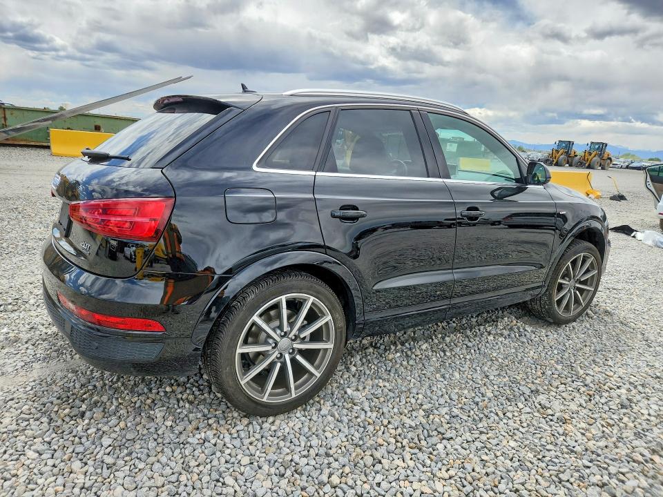 50909226 :رقم المزاد ، WA1JCCFS6JR019357 vin ، 2018 Audi Q3 مزاد بيع