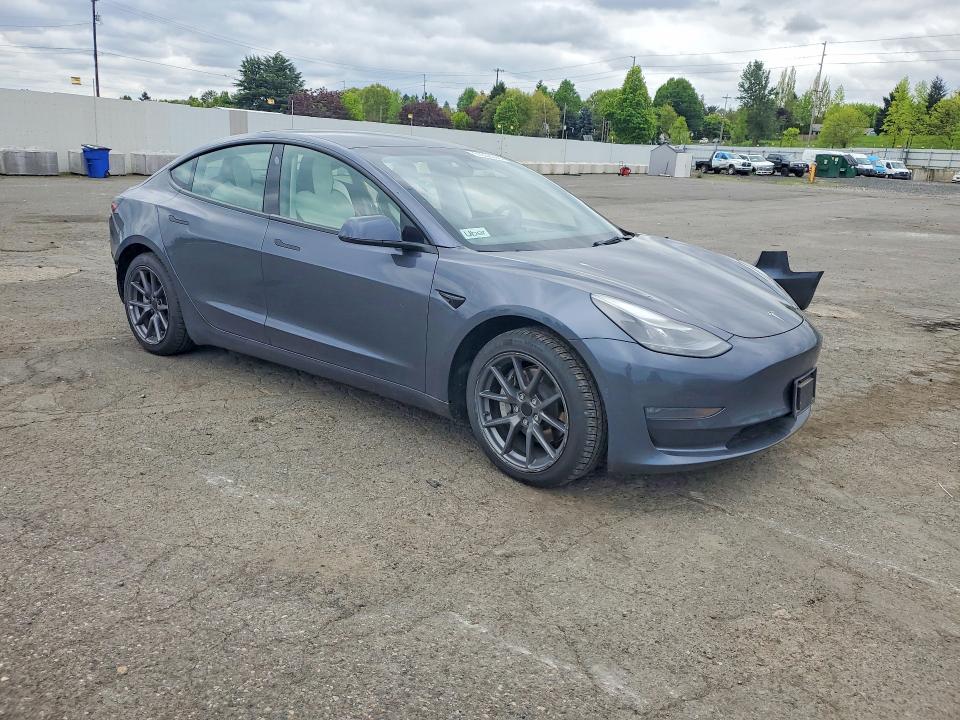 51658096 :رقم المزاد ، 5YJ3E1EBXNF355409 vin ، 2022 Tesla Model 3 مزاد بيع