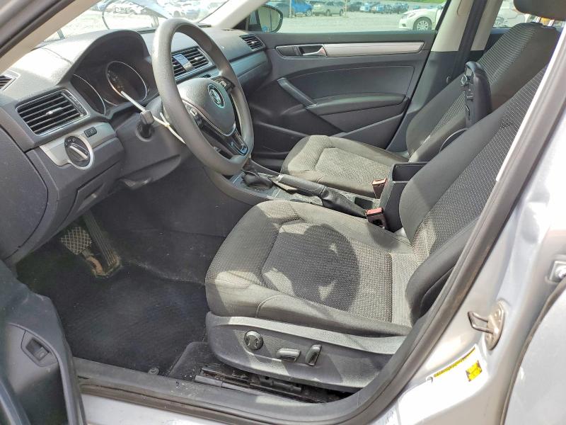 2018 Volkswagen Passat მანქანა იყიდება აუქციონზე, vin: 1VWAA7A38JC002045, აუქციონის ნომერი: 50458636