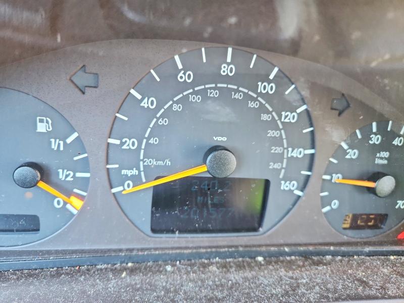2001 Mercedes Benz E-class მანქანა იყიდება აუქციონზე, vin: WDBJF82J81X045086, აუქციონის ნომერი: 50523186