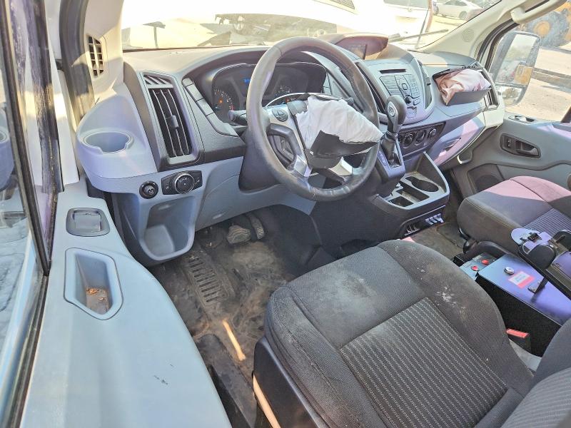 49927856 :رقم المزاد ، 1FTNR1ZM7FKA55260 vin ، 2015 Ford Transit مزاد بيع