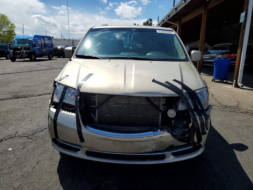 51454926 :رقم المزاد ، 2C4RC1BG3GR156175 vin ، 2016 Chrysler Town & Country مزاد بيع