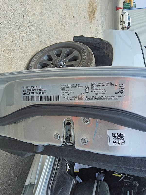 51801166 :رقم المزاد ، 3C6UR5DJ5TG200886 vin ، 2026 Ram 2500 مزاد بيع