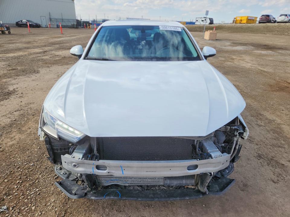 50613166 :رقم المزاد ، WAUANAF48JN002165 vin ، 2018 Audi A4 2.0t Quattro 4dr مزاد بيع