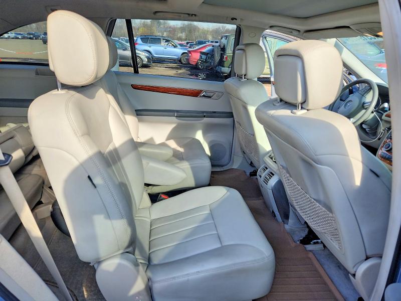 48519426 :رقم المزاد ، 4JGCB22E87A044355 vin ، 2007 Mercedes-benz R مزاد بيع