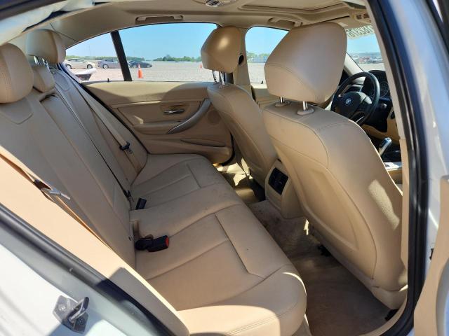 49182376 :رقم المزاد ، WBA3B1C58FK137296 vin ، 2015 Bmw 320 مزاد بيع