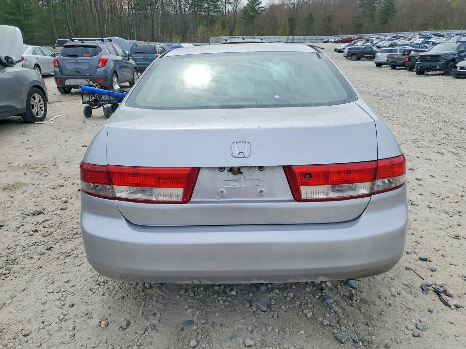 2003 Honda Accord მანქანა იყიდება აუქციონზე, vin: 1HGCM566X3A002008, აუქციონის ნომერი: 51313256