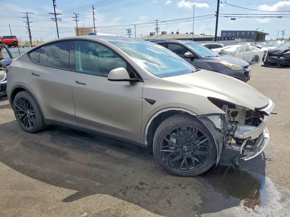 48630336 :رقم المزاد ، 7SAYGDEE4PA128991 vin ، 2023 Tesla Model Y مزاد بيع
