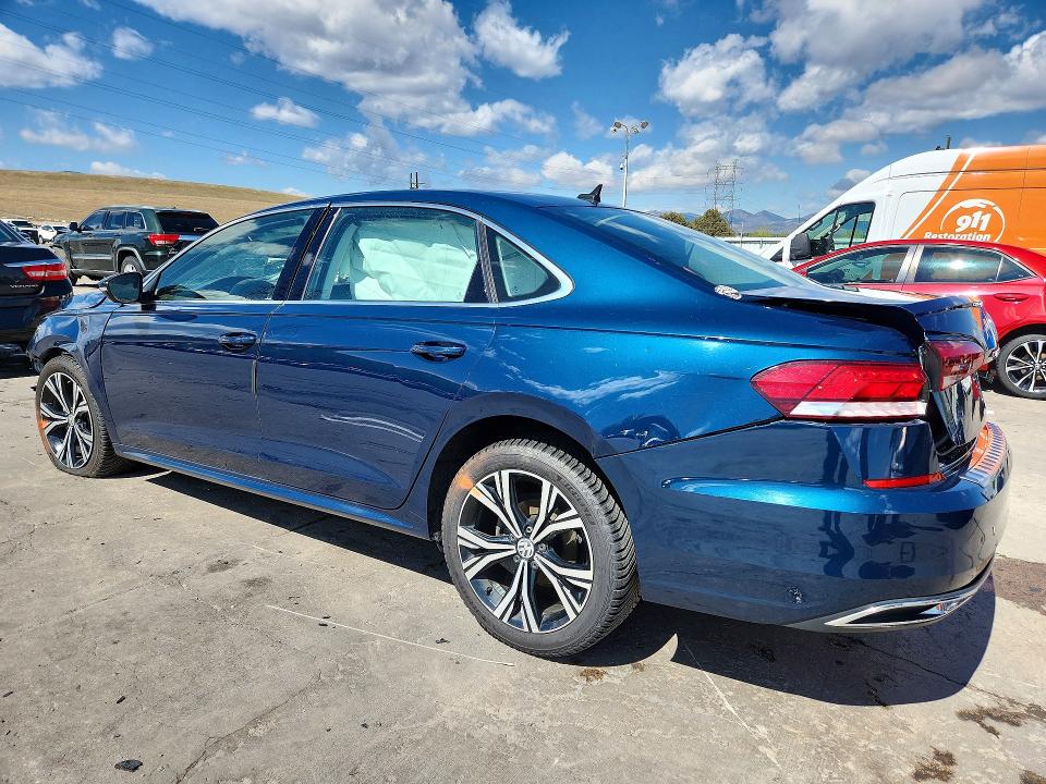 51520736 :رقم المزاد ، 1VWSA7A34MC002861 vin ، 2021 Volkswagen Passat مزاد بيع