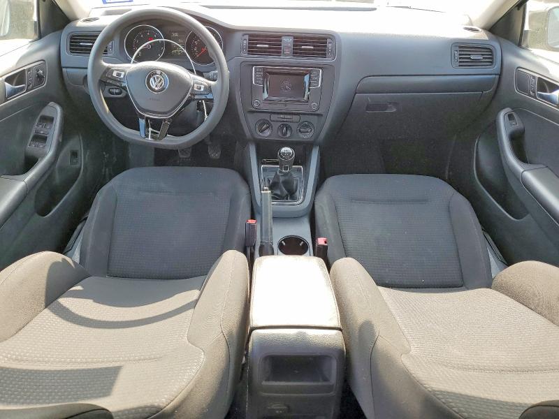 51560786 :رقم المزاد ، 3VW167AJ8GM295842 vin ، 2016 Volkswagen Jetta مزاد بيع