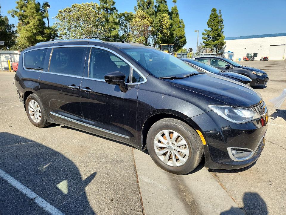 Aukcja sprzedaży 2018 Chrysler Pacifica, vin: 2C4RC1BG5JR290533, numer aukcji: 51636056