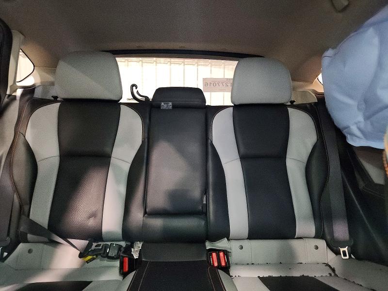 49686476 :رقم المزاد ، JF2GTALC8JH300827 vin ، 2018 Subaru Crosstrek مزاد بيع