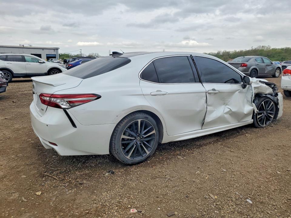 Продаж на аукціоні авто 2018 Toyota Camry, vin: 4T1BZ1HK2JU001859, номер лоту: 50532196