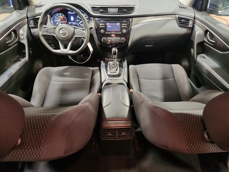 50237926 :رقم المزاد ، JN1BJ1CR9JW256483 vin ، 2018 Nissan Rogue Sport مزاد بيع