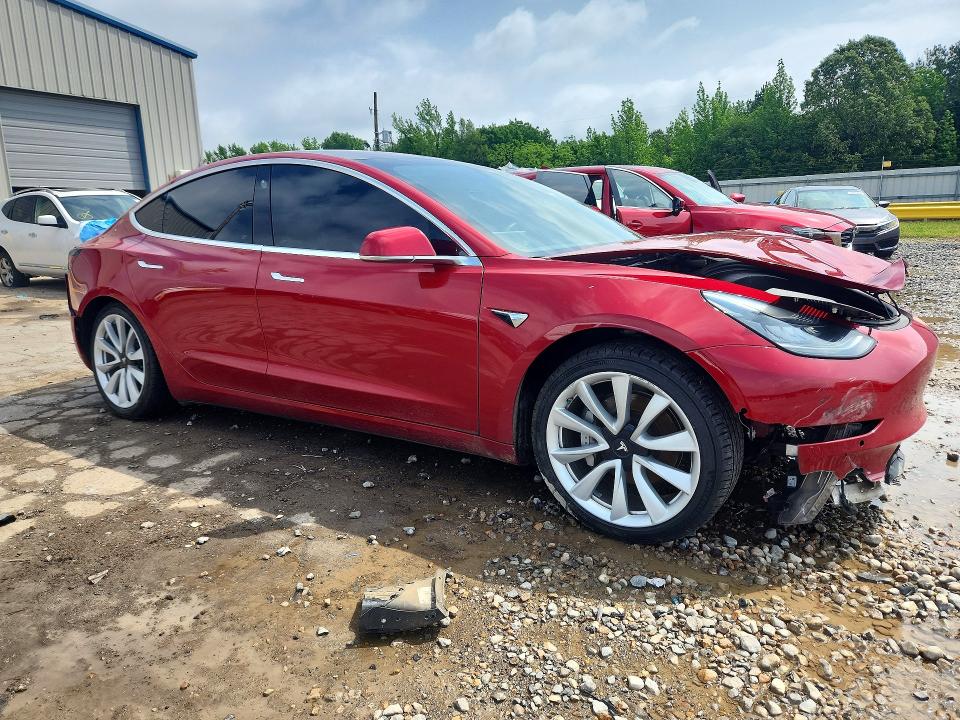 Продаж на аукціоні авто 2018 Tesla Model 3, vin: 5YJ3E1EA1JF031119, номер лоту: 51731296