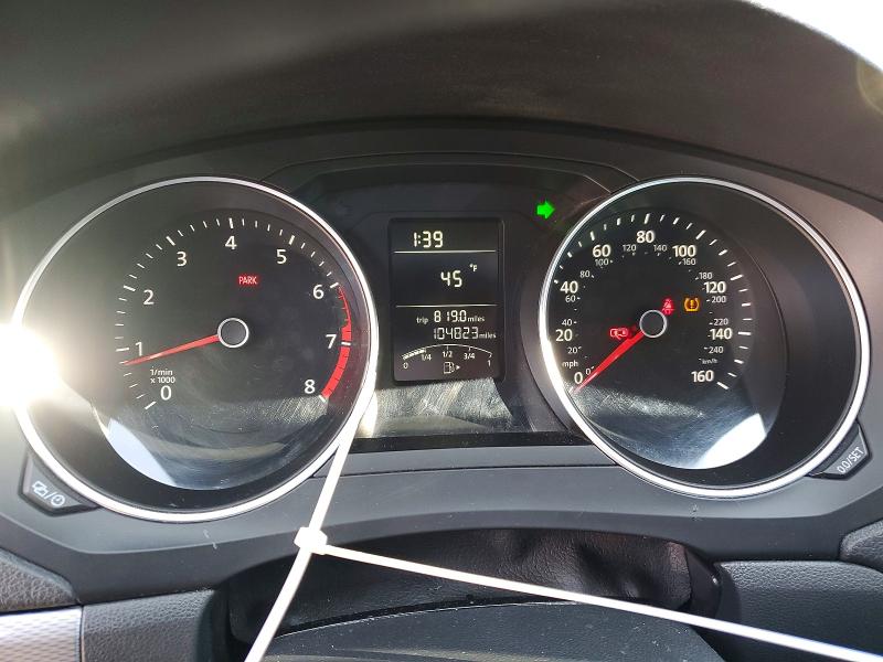 48955246 :رقم المزاد ، 3VW167AJ0HM316037 vin ، 2017 Volkswagen Jetta مزاد بيع