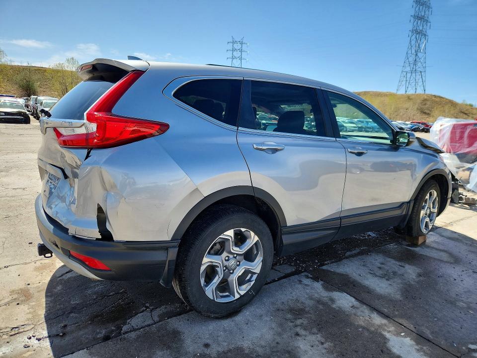 50514976 :رقم المزاد ، 2HKRW2H84HH672301 vin ، 2017 Honda Cr-v مزاد بيع