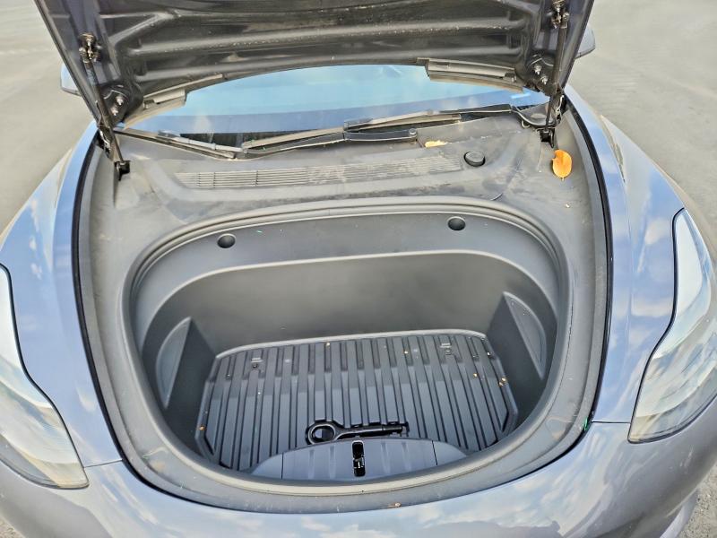46942696 :رقم المزاد ، 5YJ3E1EA1PF604318 vin ، 2023 Tesla Model 3 مزاد بيع