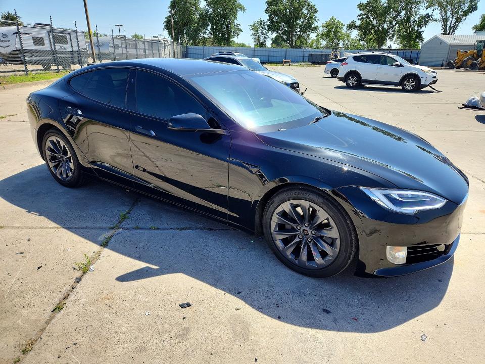 2020 Tesla Model S მანქანა იყიდება აუქციონზე, vin: 5YJSA1E20LF370120, აუქციონის ნომერი: 49540956