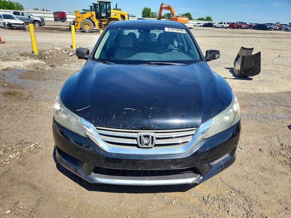 Продажа на аукционе авто 2015 Honda Accord, vin: 1HGCR2F86FA272729, номер лота: 51275046