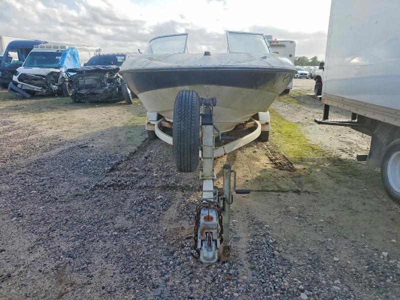 Продажа на аукционе авто 2002 Bayliner Bayliner, vin: BIYE60BXA202, номер лота: 48429946