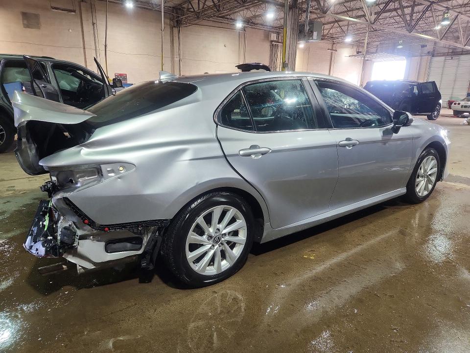2023 Toyota Camry მანქანა იყიდება აუქციონზე, vin: 4T1C11AK9PU769935, აუქციონის ნომერი: 51208386