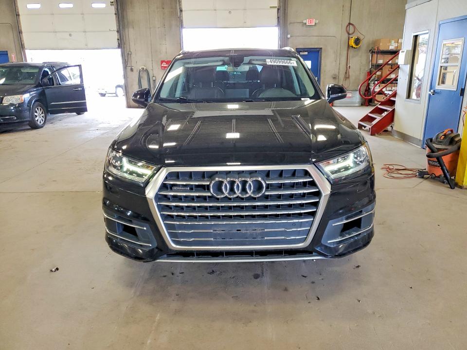 2017 Audi Q7 მანქანა იყიდება აუქციონზე, vin: WA1LAAF71HD013200, აუქციონის ნომერი: 49099666
