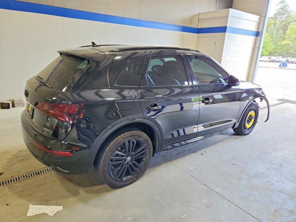 Продажа на аукционе авто 2018 Audi Q5, vin: WA1BNAFYXJ2132700, номер лота: 49940766
