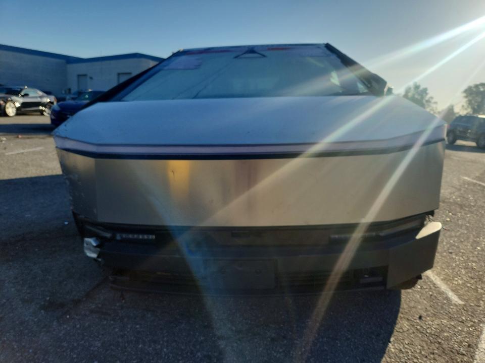 Продаж на аукціоні авто 2025 Tesla Cybertruck, vin: 7G2CEHEE9SA062500, номер лоту: 50600986