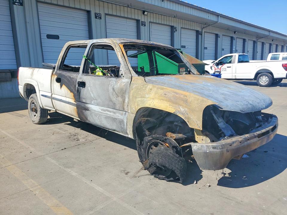 Aukcja sprzedaży 2002 Gmc Sierra, vin: 1GTHC23U02F172212, numer aukcji: 51975256