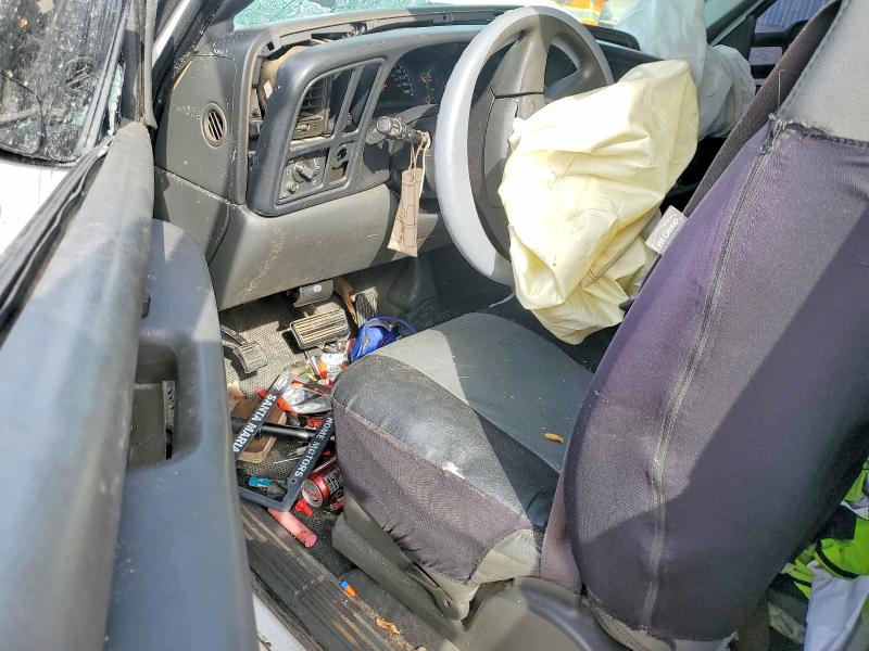 Продажа на аукционе авто 2004 Chevrolet Silverado, vin: 1GCHC24274E263497, номер лота: 49598646