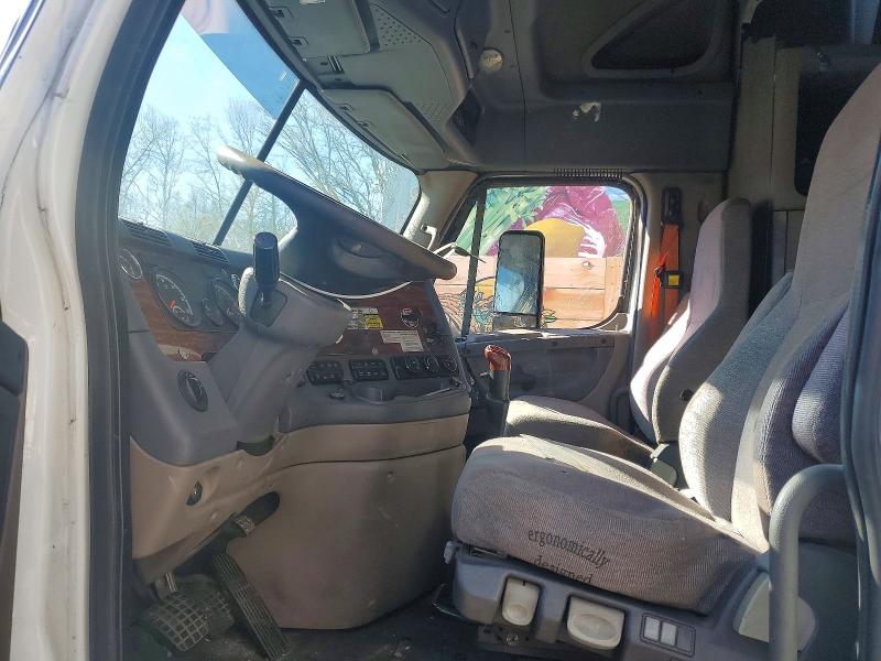 Aukcja sprzedaży 2014 Freightliner Cascadia 125, vin: 3AKJGLD55ESFH3338, numer aukcji: 55642986