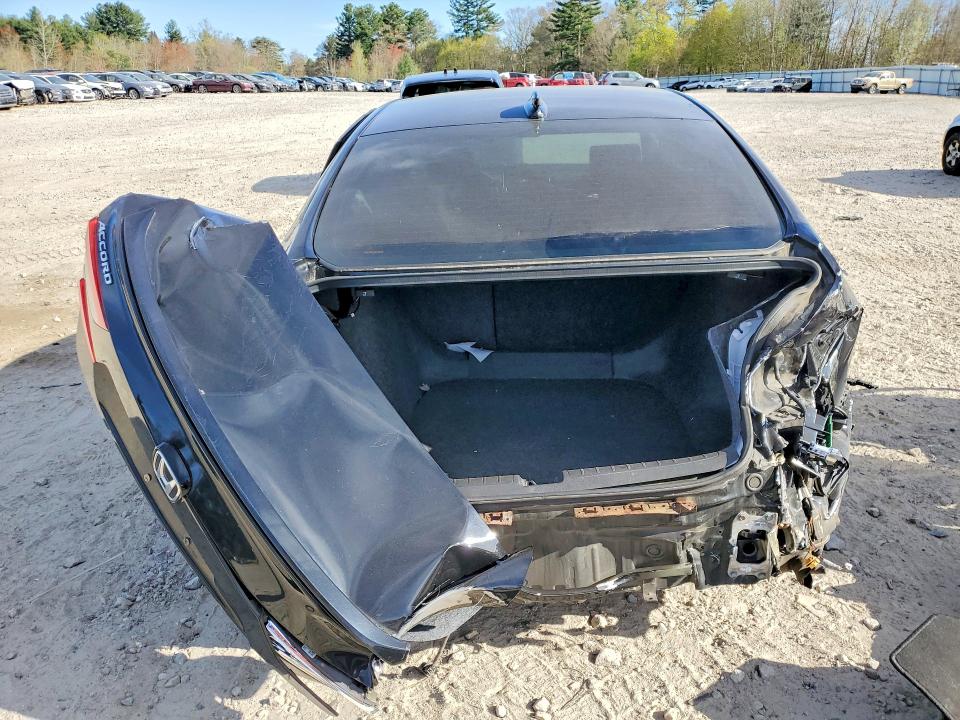 2018 Honda Accord მანქანა იყიდება აუქციონზე, vin: 1HGCV1F33JA081241, აუქციონის ნომერი: 51461986